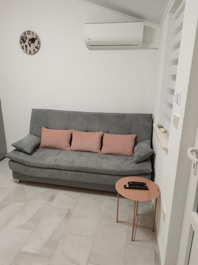Appartement Tonis à Buje Extérieur photo